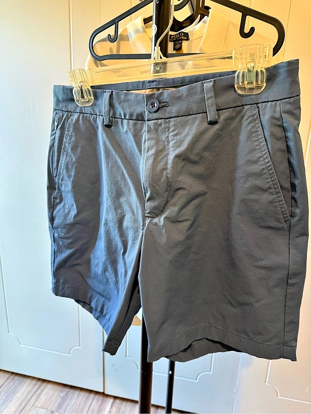 Vineyard Vines On-The-Go OTG Short Men's Gray Waist 28